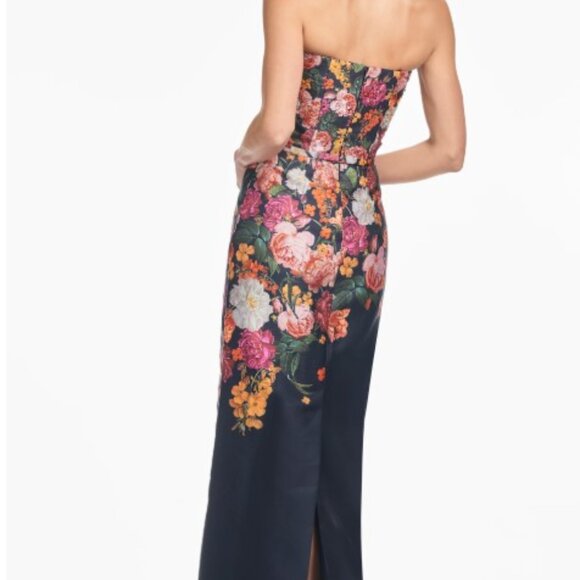 SACHIN + BABI: EMBELLISHED SABINE GOWN - MIDNIGHTS MAGIC BLOOMS Floral Print - Picture 10 of 11